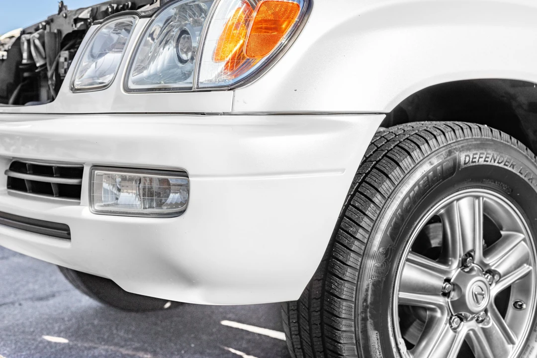 2007 Lexus LX 2nd Gen - Image 15 of 31