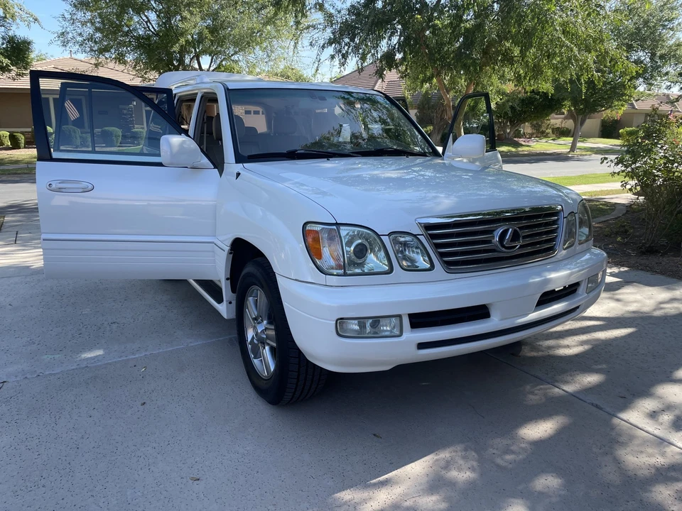 2007 Lexus LX 2nd Gen - Image 31 of 31
