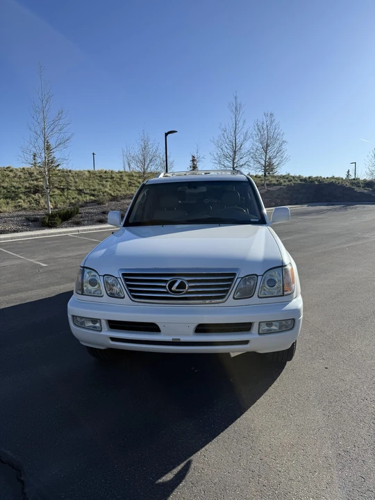 2007 Lexus LX 2nd Gen - Image 6 of 31