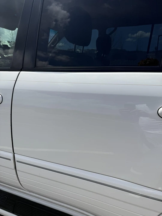 2007 Lexus LX 2nd Gen - Image 24 of 31
