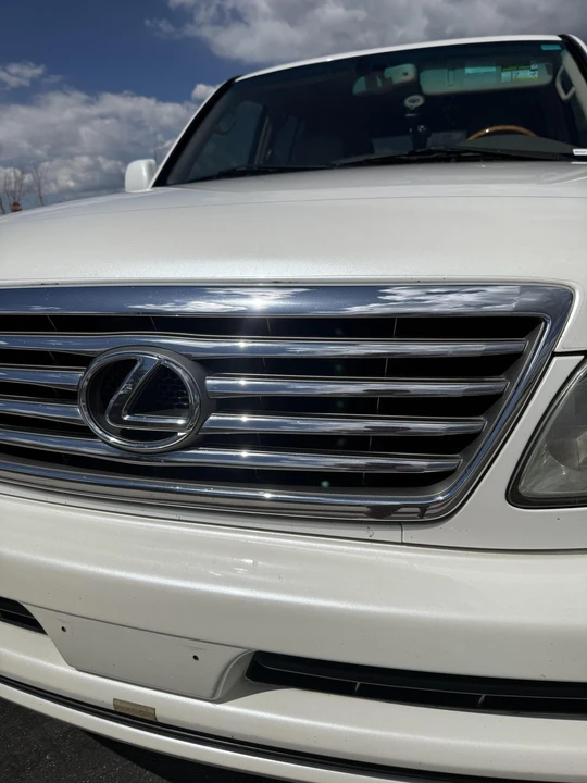 2007 Lexus LX 2nd Gen - Image 15 of 31