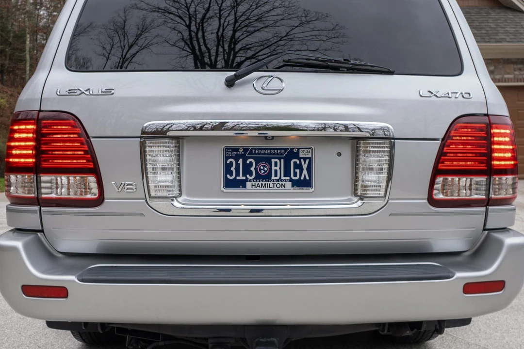 2007 Lexus LX 2nd Gen - Image 14 of 31