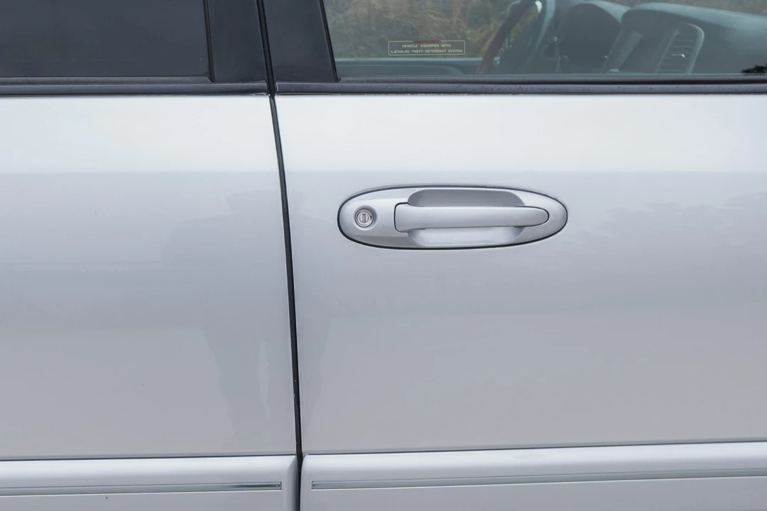 2007 Lexus LX 2nd Gen - Image 24 of 31