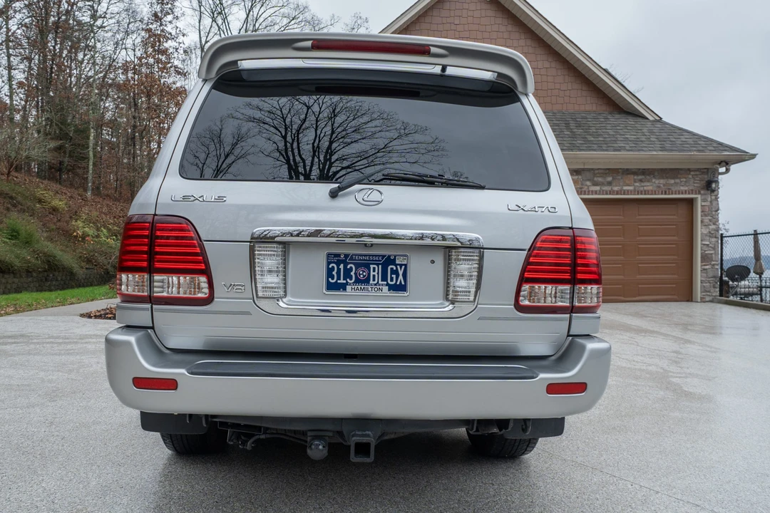 2007 Lexus LX 2nd Gen - Image 6 of 31