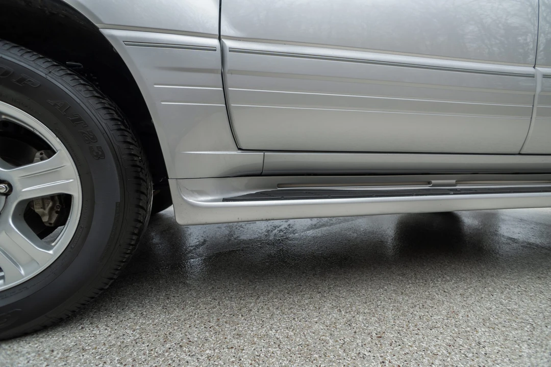 2007 Lexus LX 2nd Gen - Image 21 of 31