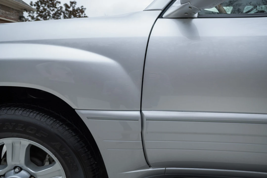 2007 Lexus LX 2nd Gen - Image 19 of 31
