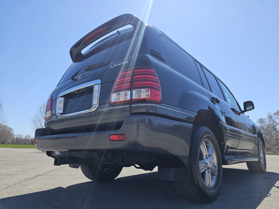 2007 Lexus LX 2nd Gen - Image 21 of 31
