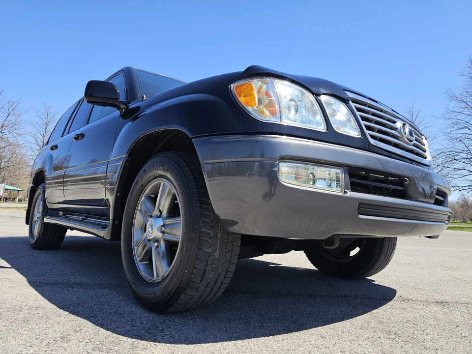 2007 Lexus LX 2nd Gen - Image 30 of 31