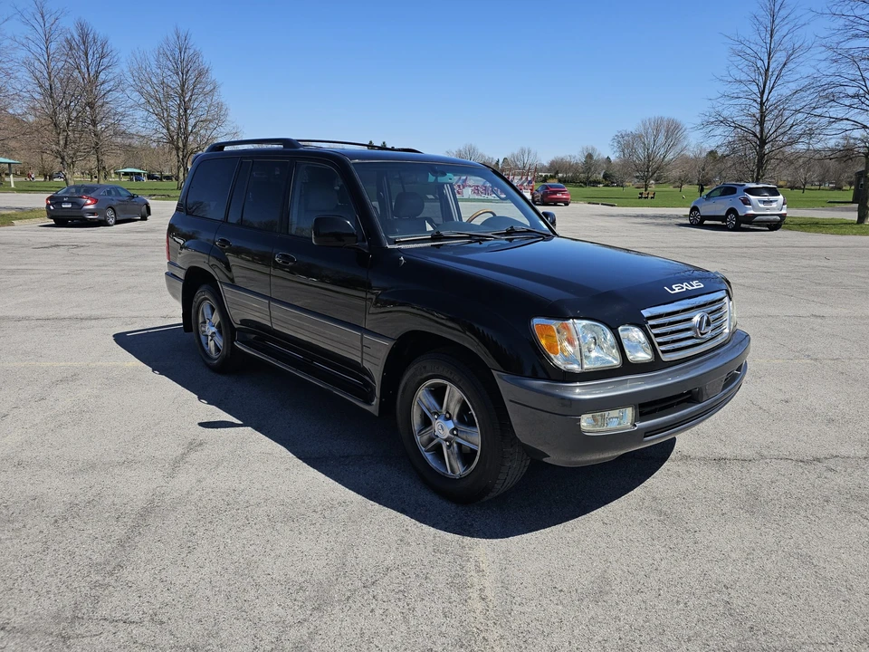 2007 Lexus LX 2nd Gen - Image 28 of 31