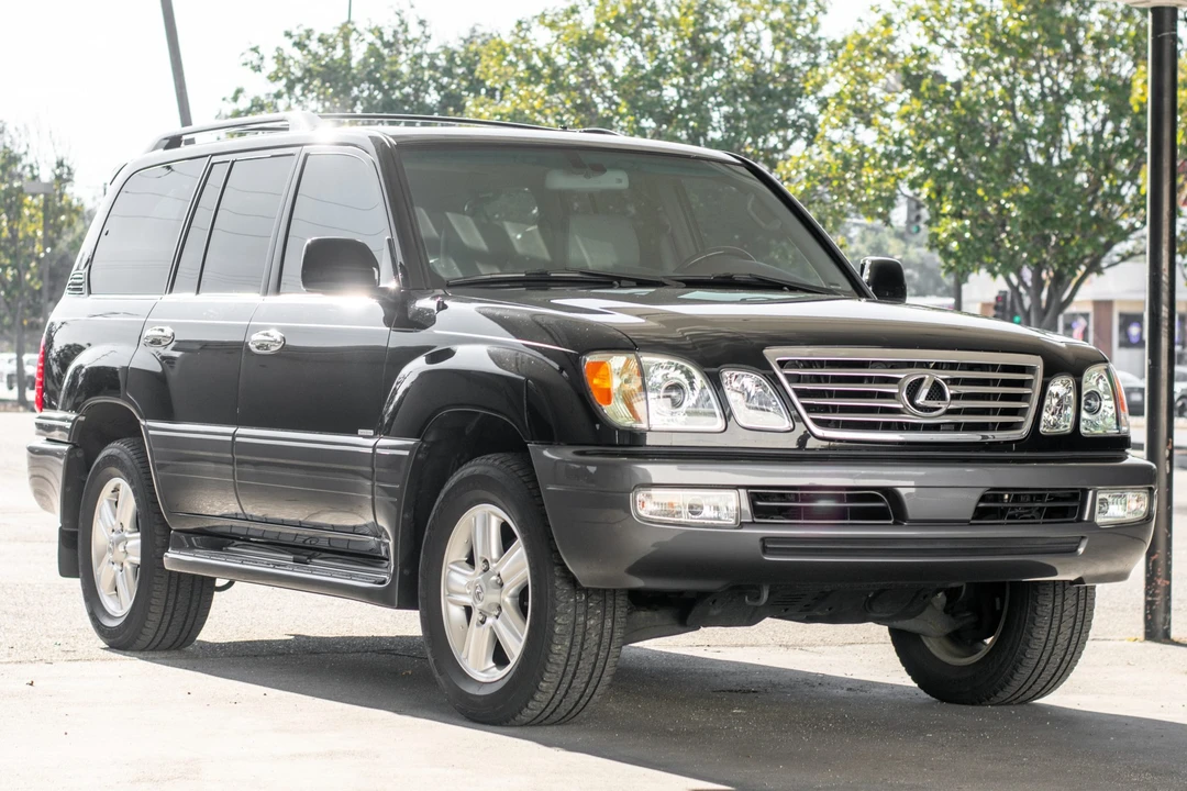 2007 Lexus LX 2nd Gen - Image 14 of 31