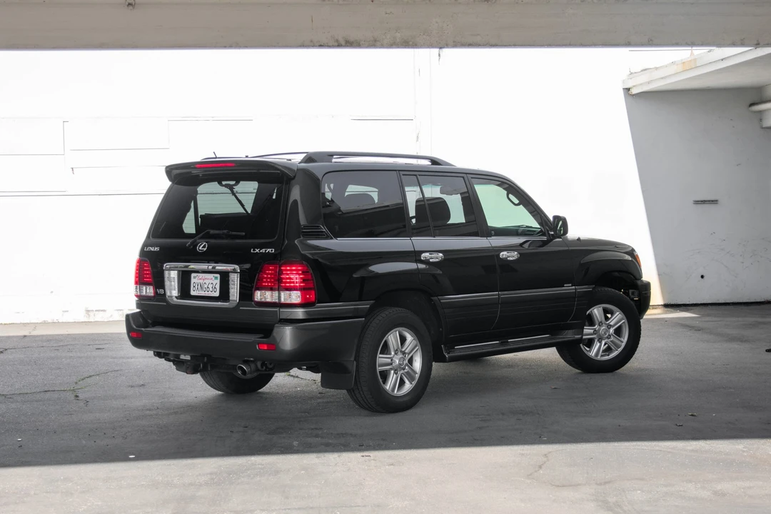 2007 Lexus LX 2nd Gen - Image 9 of 31