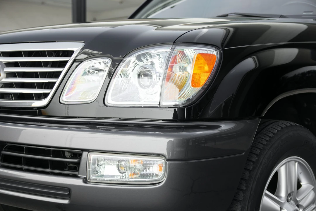 2007 Lexus LX 2nd Gen - Image 28 of 31