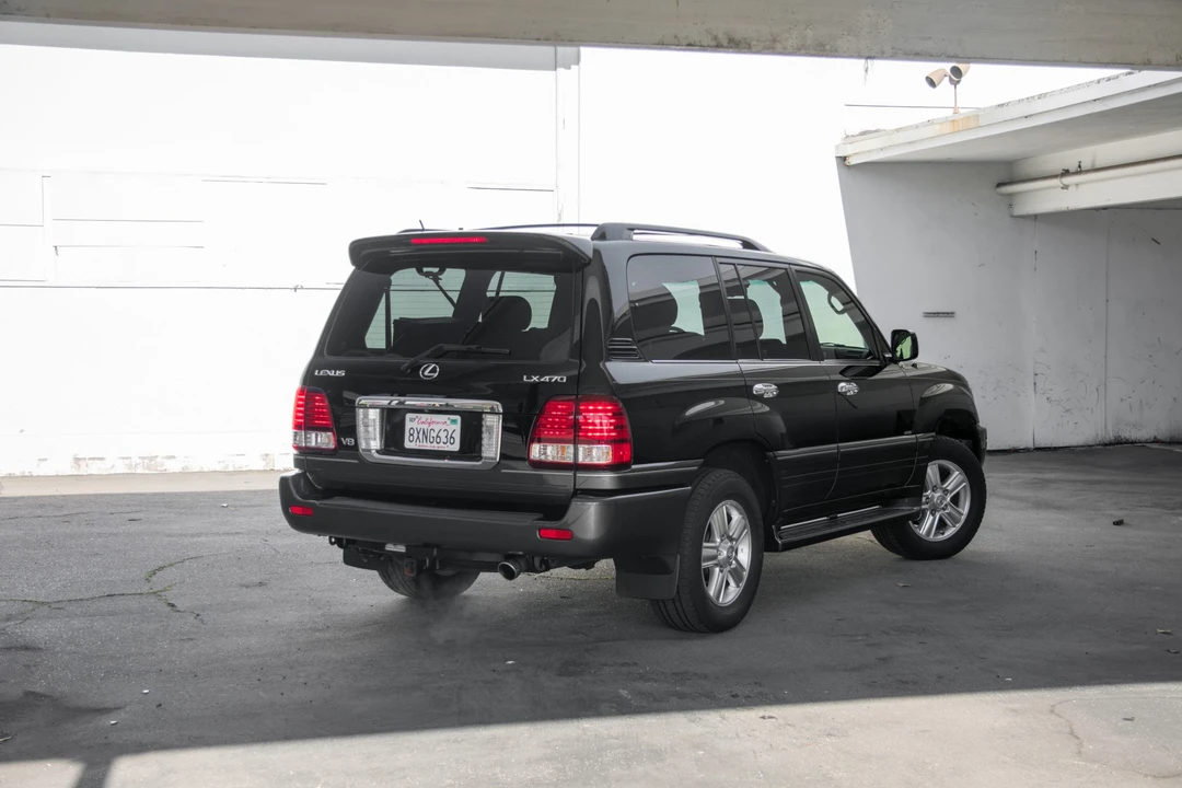 2007 Lexus LX 2nd Gen - Image 8 of 31