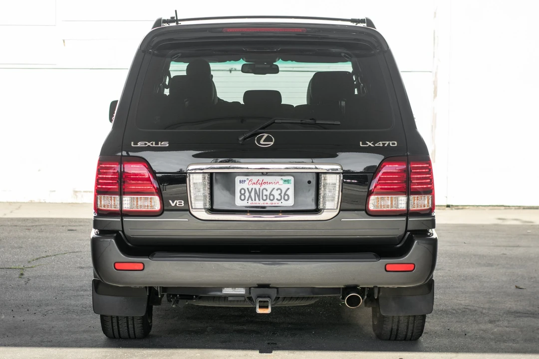 2007 Lexus LX 2nd Gen - Image 5 of 31