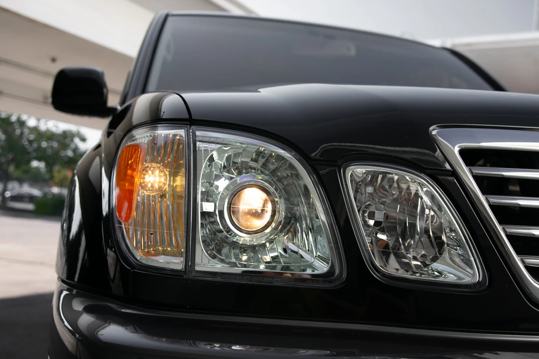 2007 Lexus LX 2nd Gen - Image 24 of 31