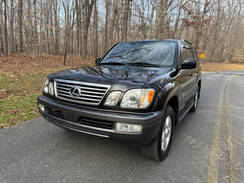 2007 Lexus LX 2nd Gen - Image 30 of 31