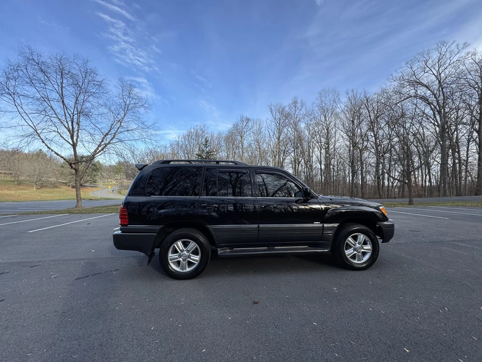2007 Lexus LX 2nd Gen - Image 24 of 31