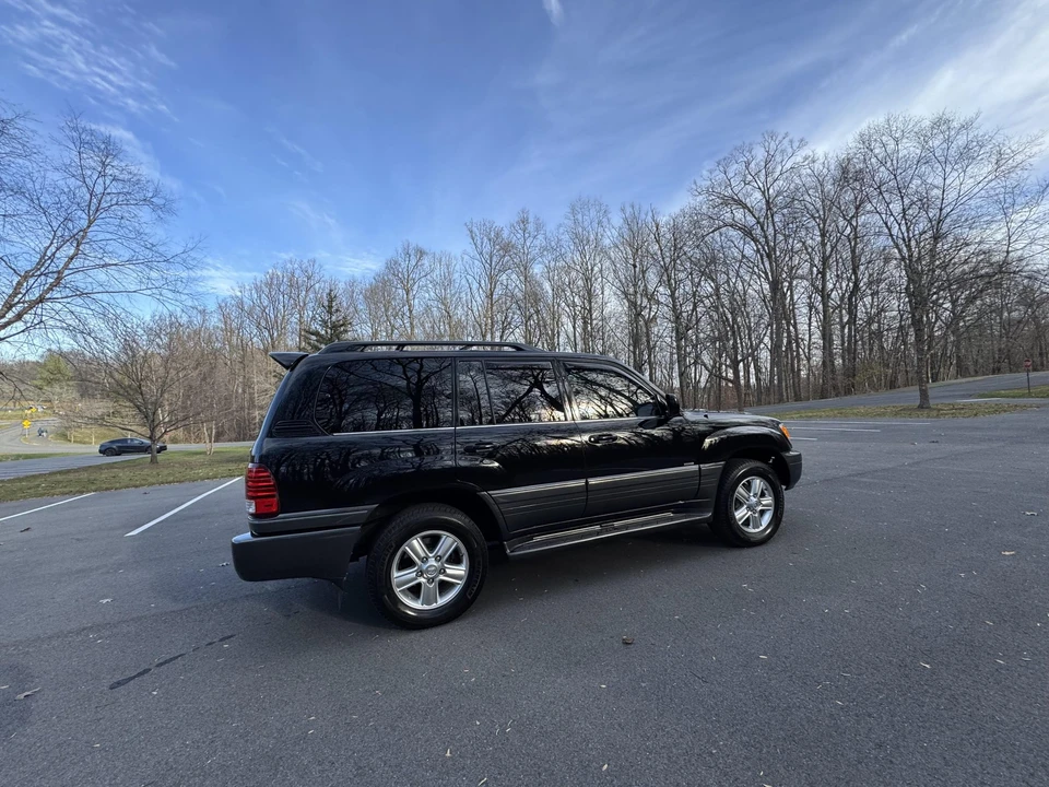 2007 Lexus LX 2nd Gen - Image 21 of 31