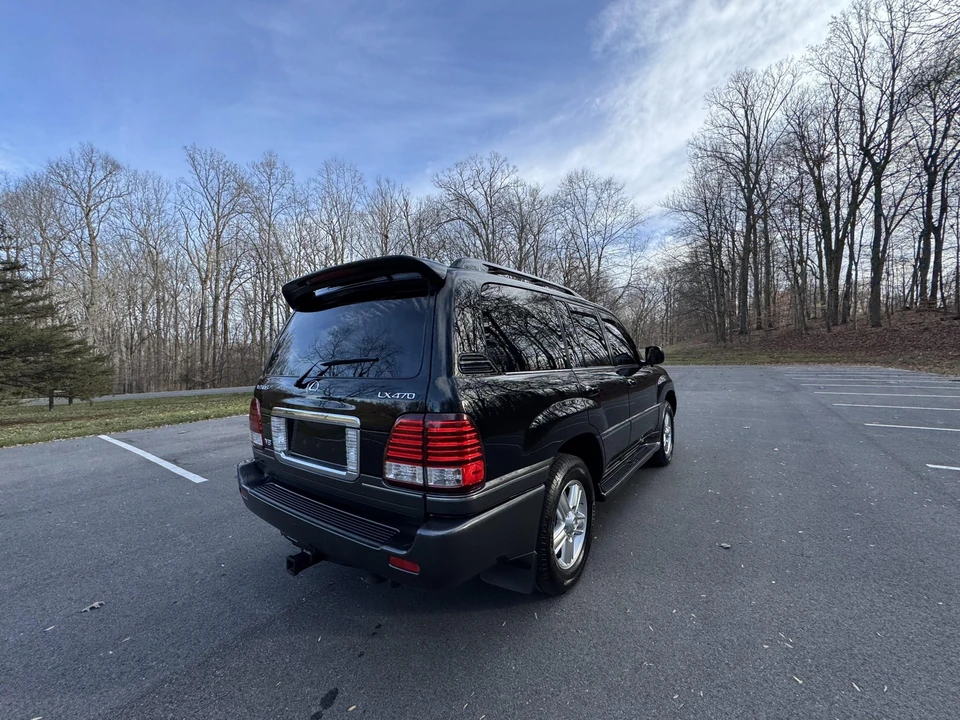 2007 Lexus LX 2nd Gen - Image 12 of 31