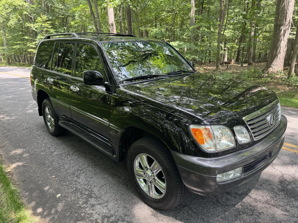 2007 Lexus LX 2nd Gen - Image 22 of 31