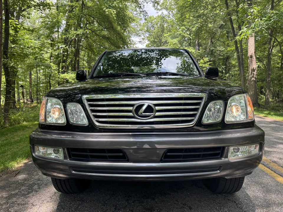 2007 Lexus LX 2nd Gen - Image 19 of 31
