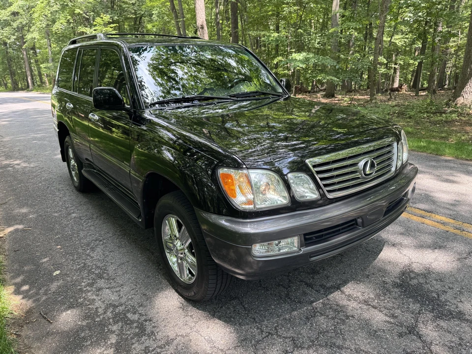 2007 Lexus LX 2nd Gen - Image 21 of 31