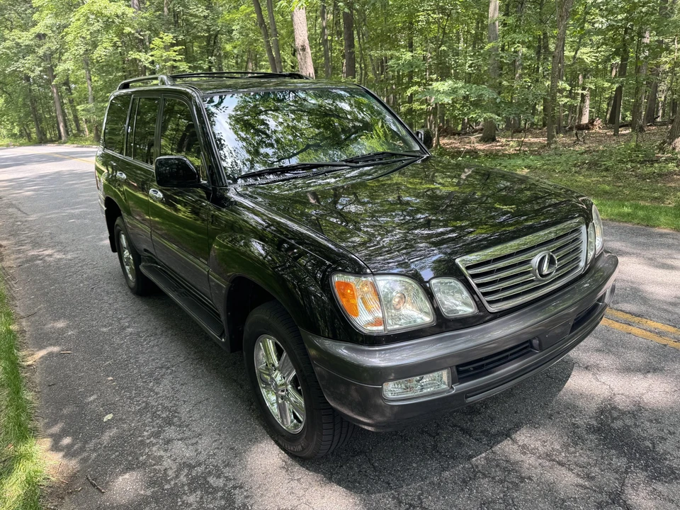 2007 Lexus LX 2nd Gen - Image 20 of 31