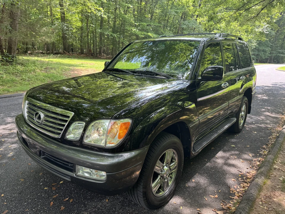 2007 Lexus LX 2nd Gen - Image 7 of 31