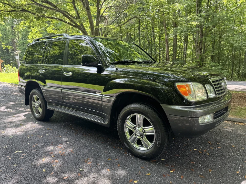 2007 Lexus LX 2nd Gen - Image 31 of 31