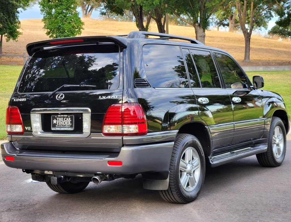 2007 Lexus LX 2nd Gen - Image 15 of 31