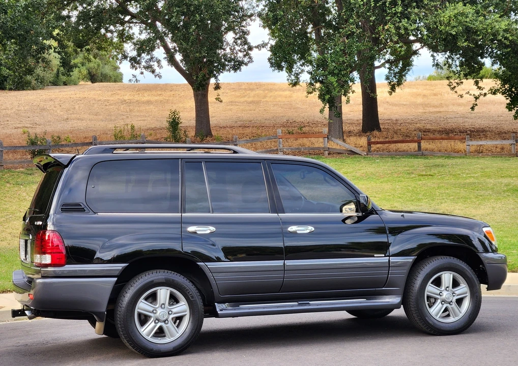 2007 Lexus LX 2nd Gen - Image 21 of 31
