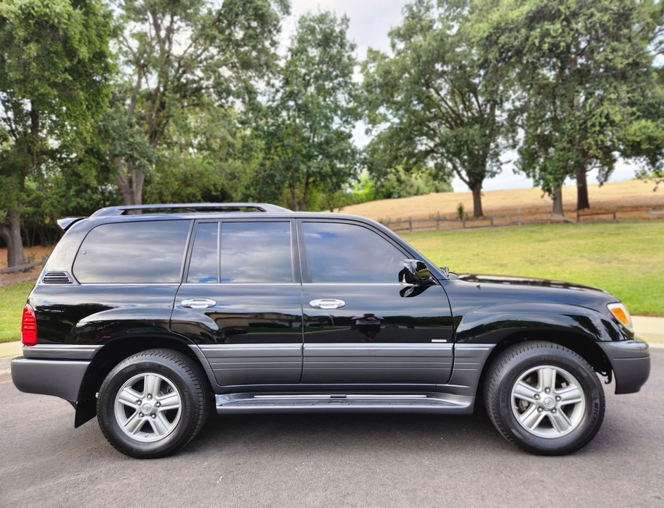 2007 Lexus LX 2nd Gen - Image 22 of 31