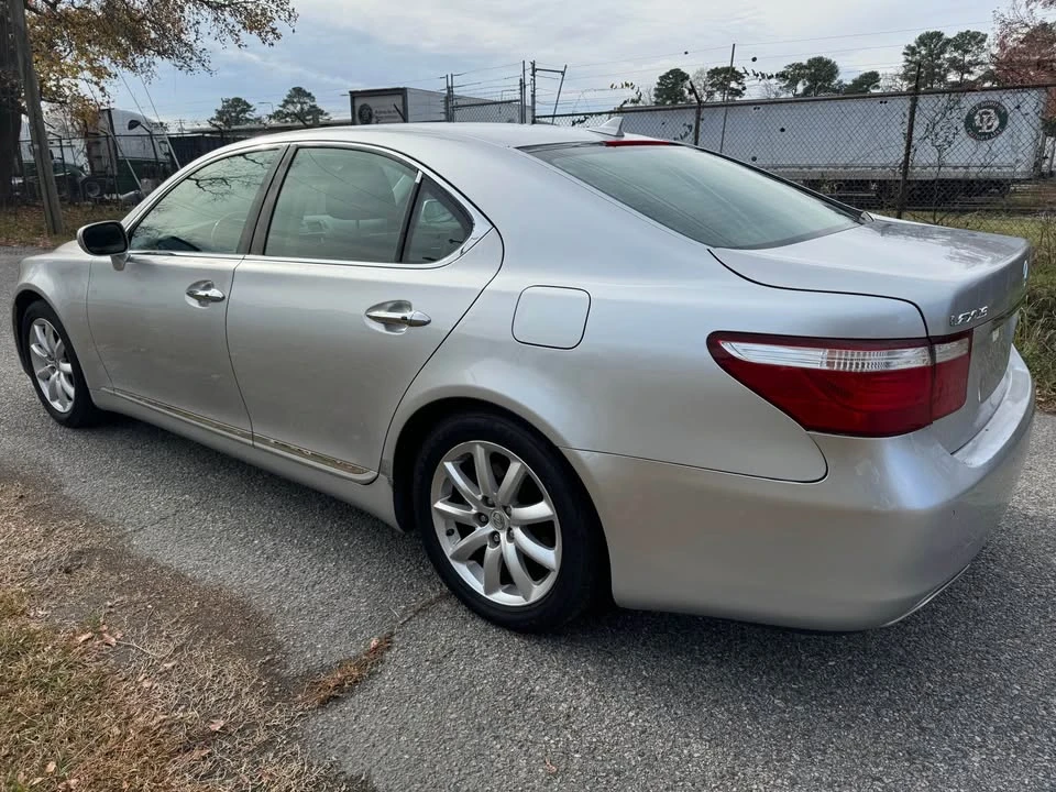 2007 Lexus LS 4th Gen - Image 3 of 7