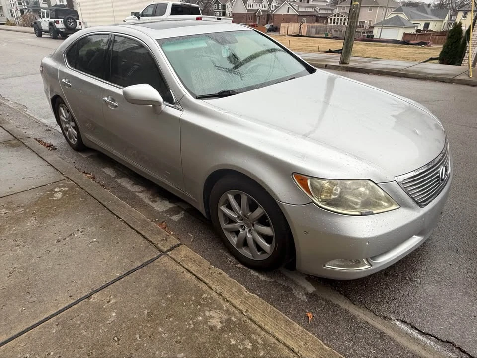 2007 Lexus LS 4th Gen - Image 7 of 7