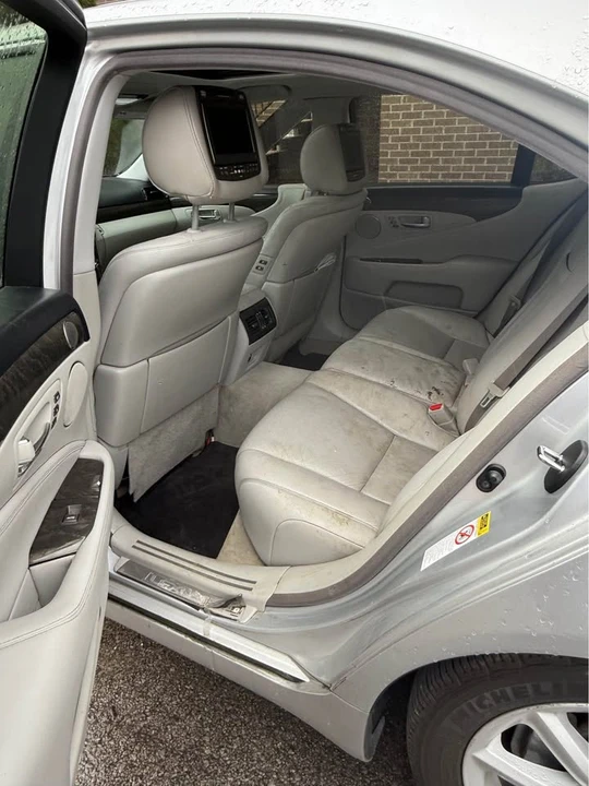 2007 Lexus LS 4th Gen - Image 6 of 7