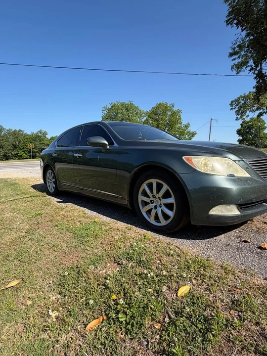 2007 Lexus LS 4th Gen - Image 2 of 8