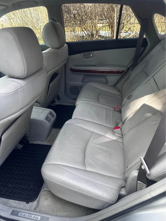 2007 Lexus RX 2nd Gen - Image 4 of 10