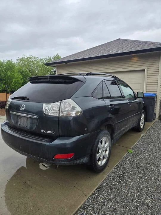 2007 Lexus RX 2nd Gen - Image 2 of 11