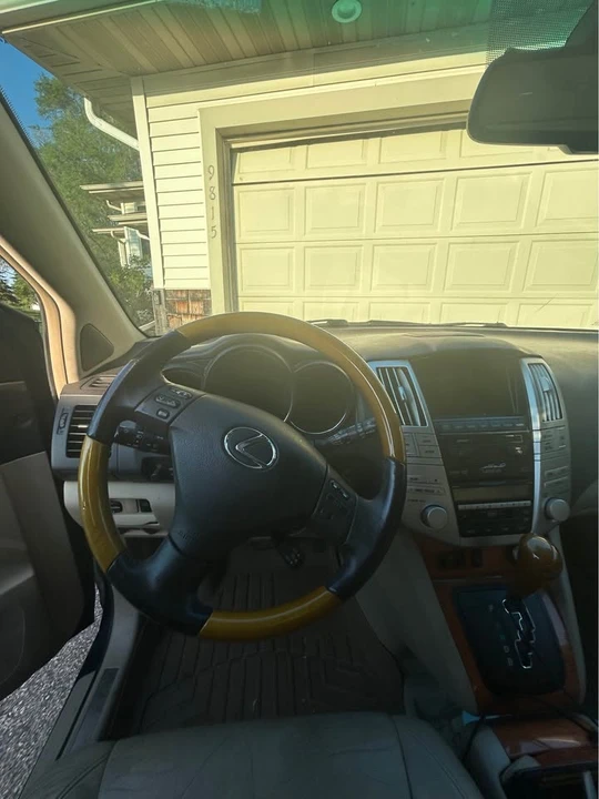 2007 Lexus RX 2nd Gen - Image 4 of 7