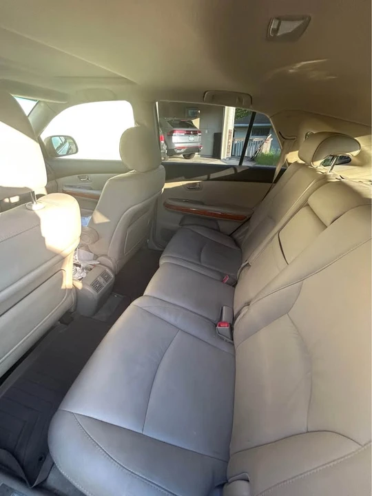 2007 Lexus RX 2nd Gen - Image 2 of 7