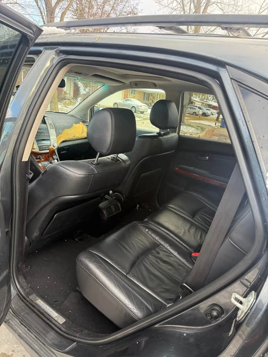 2007 Lexus RX 2nd Gen - Image 11 of 15