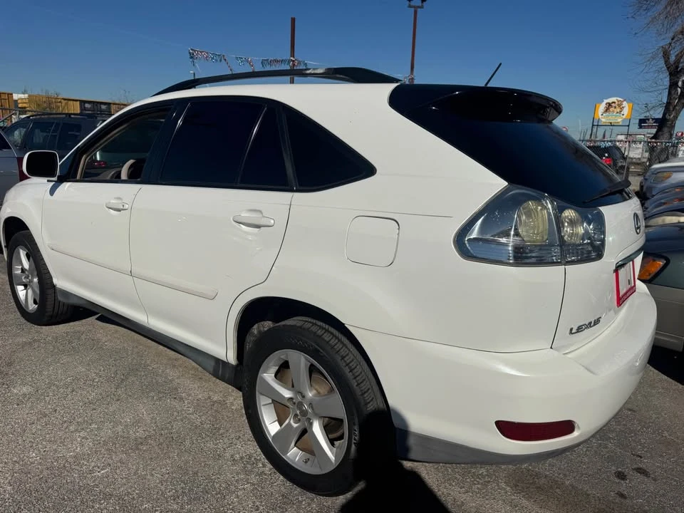 2007 Lexus RX 2nd Gen - Image 2 of 9