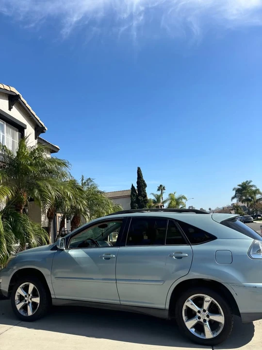 2007 Lexus RX 2nd Gen - Image 4 of 9
