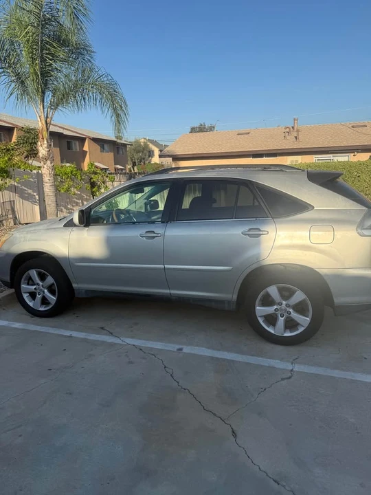 2007 Lexus RX 2nd Gen - Image 2 of 9