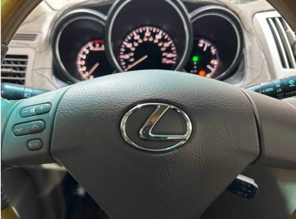 2007 Lexus RX 2nd Gen - Image 14 of 15