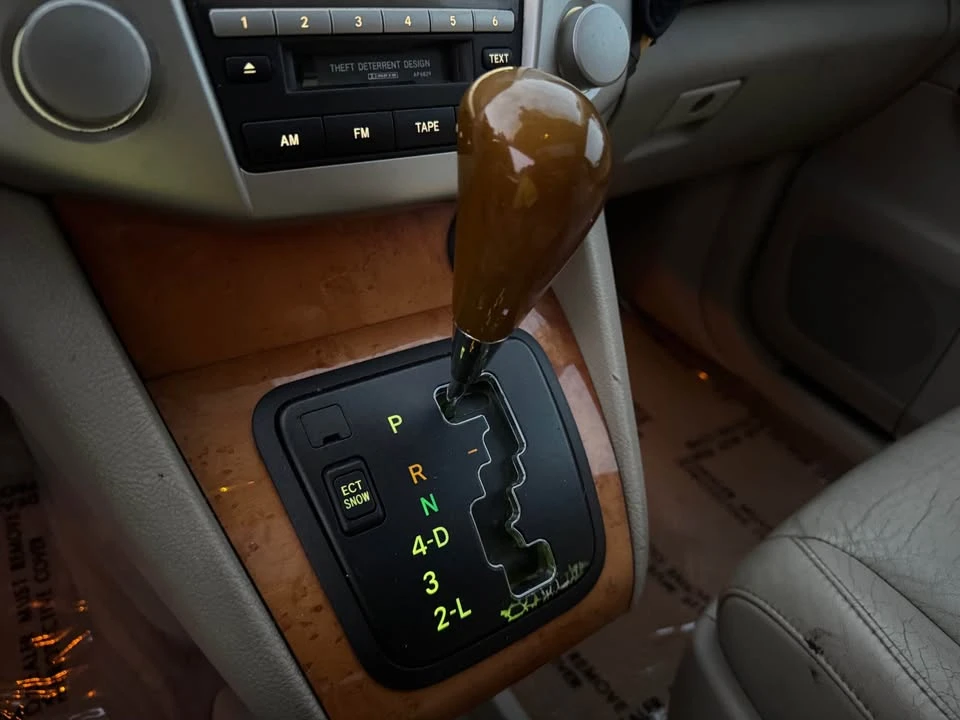 2007 Lexus RX 2nd Gen - Image 13 of 19