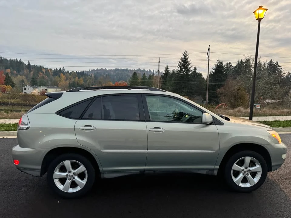 2007 Lexus RX 2nd Gen - Image 4 of 19