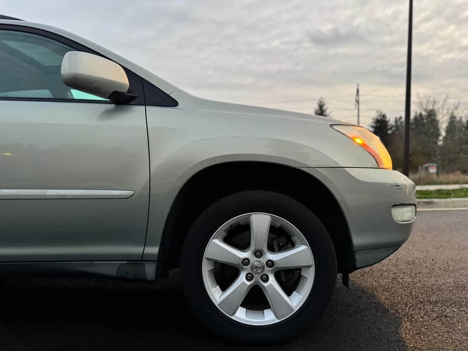 2007 Lexus RX 2nd Gen - Image 5 of 19