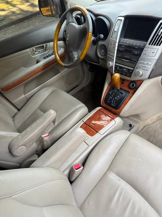 2007 Lexus RX 2nd Gen - Image 10 of 10