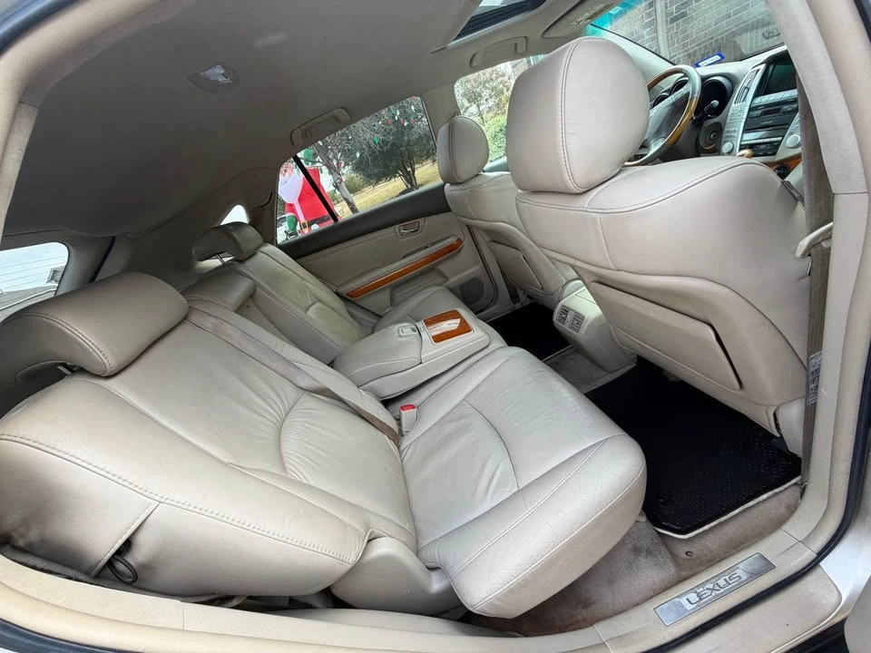 2007 Lexus RX 2nd Gen - Image 13 of 19